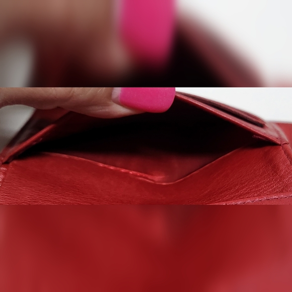 CHANEL CC Caviar Red Leather Bifold Wallet - Picture 10 of 12